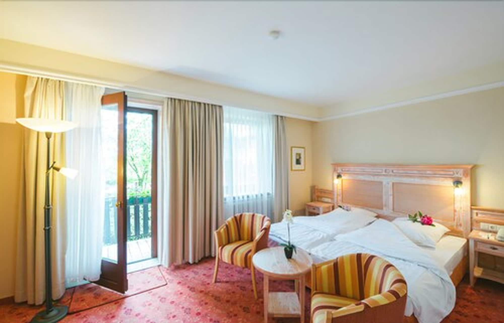 Hotel Landhaus Hoepen Шнефердінген Екстер'єр фото