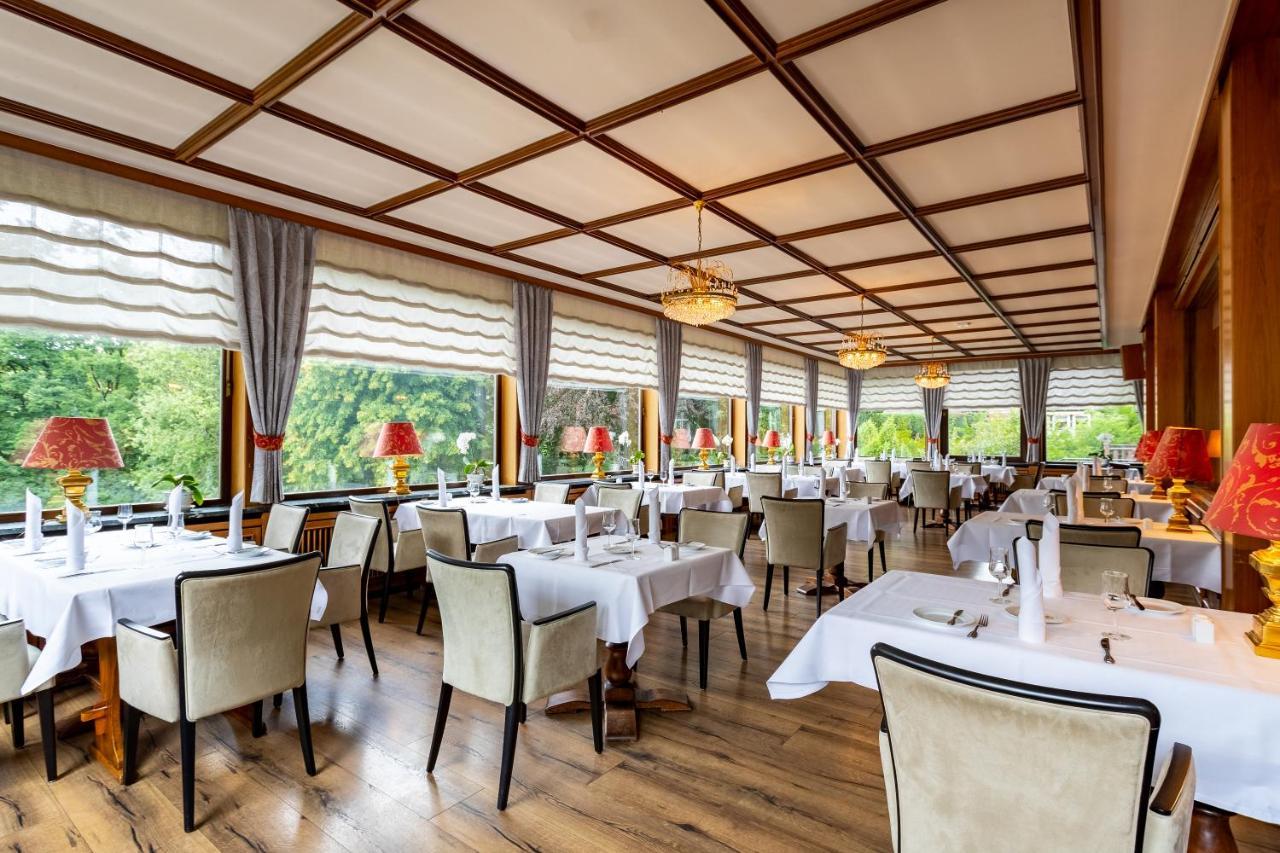 Hotel Landhaus Hoepen Шнефердінген Екстер'єр фото