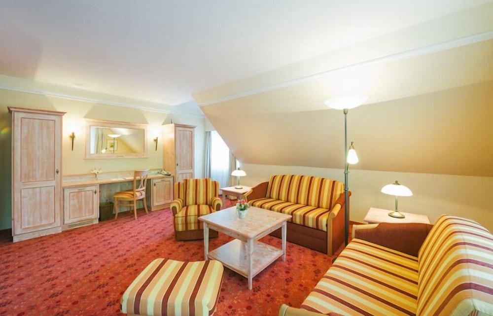 Hotel Landhaus Hoepen Шнефердінген Екстер'єр фото